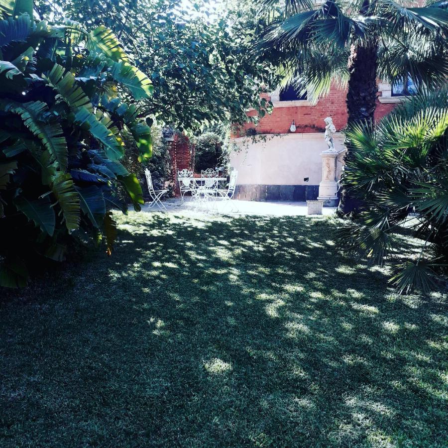 Villa Dei Marchesi Carrozza Santa Teresa Di Riva Bagian luar foto